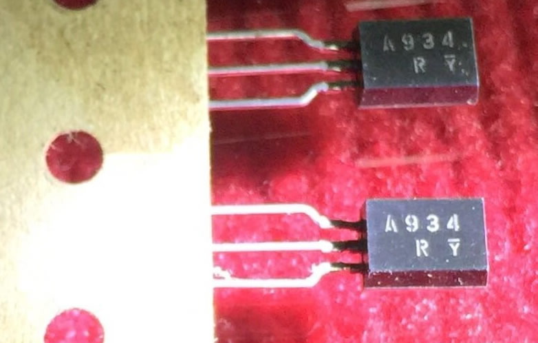 2SA934 A934 TO-92L 5PCS/LOT 2SA934 A934 TO-92L 5PCS/LOT