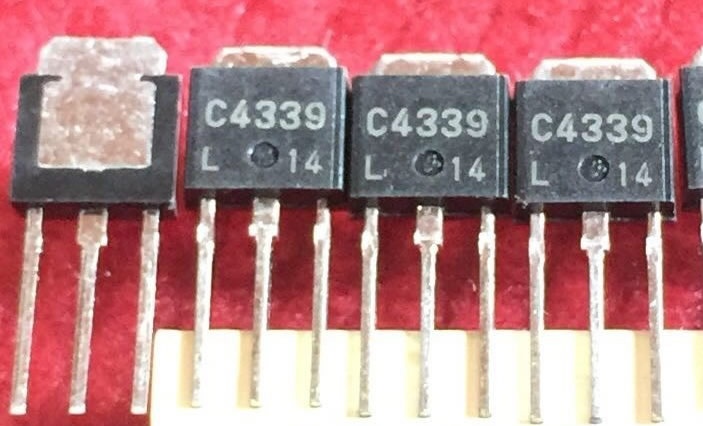 2SC4339 C4339 TO-220 5PCS/LOT 2SC4339 C4339 TO-220 5PCS/LOT