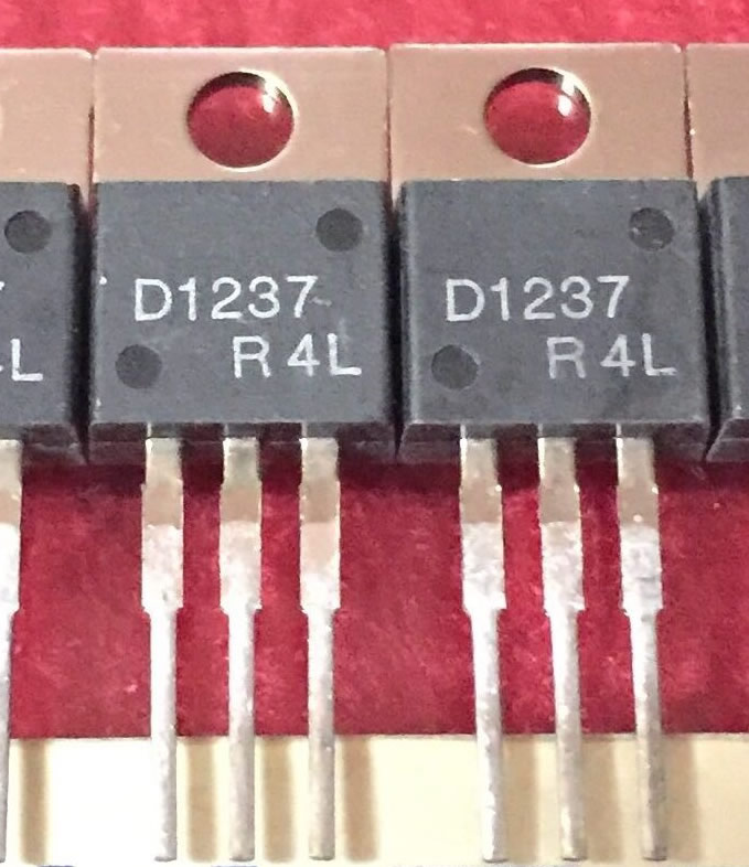 2SD1237 D1237 TO-220 5PCS/LOT 2SD1237 D1237 TO-220 5PCS/LOT
