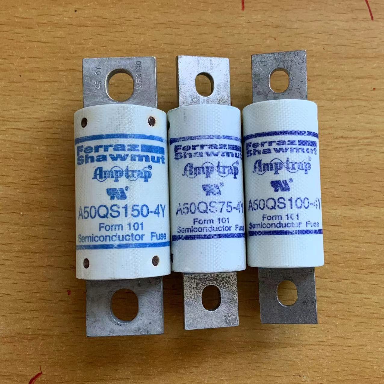 A50QS75-4Y A50QS100-4Y A50QS150-4Y A70QS175-4 ferraz shawmut fuse used and tested original