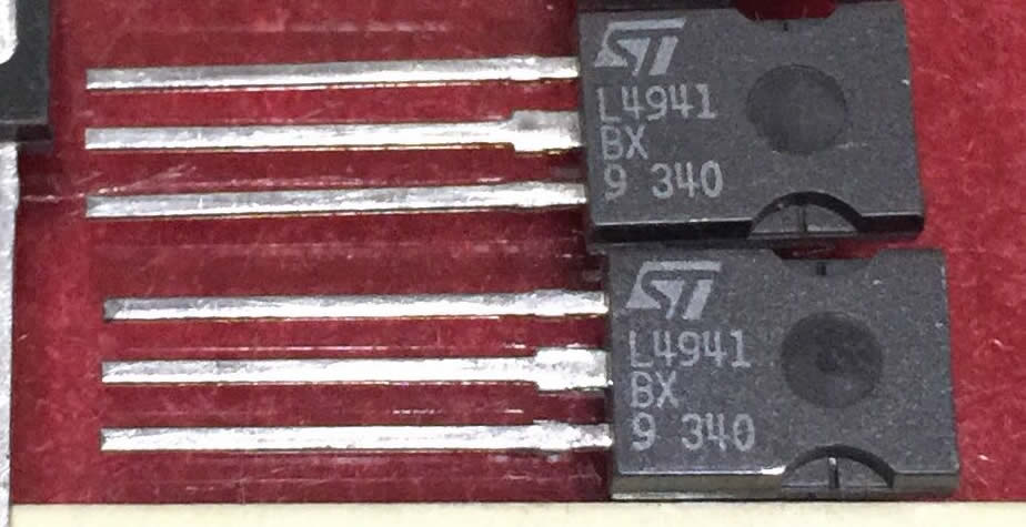 L4941BX L494IBX L4941 L494I  ST TO-126 5pcs/lot L4941BX L494IBX L4941 L494I  ST TO-126 5pcs/lot