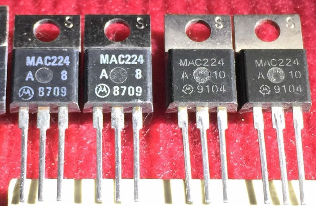 MAC224 MAC224A8 MAC224A10 Motorola TO-220 5pcs/lot