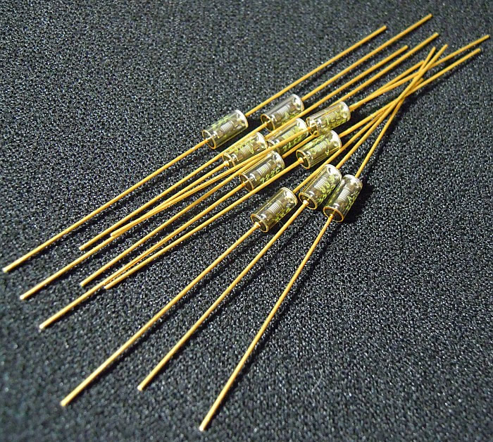 VISHAY RNR55C 19.6K 0.25W 3.7x8 Gold lead HIFI resistor