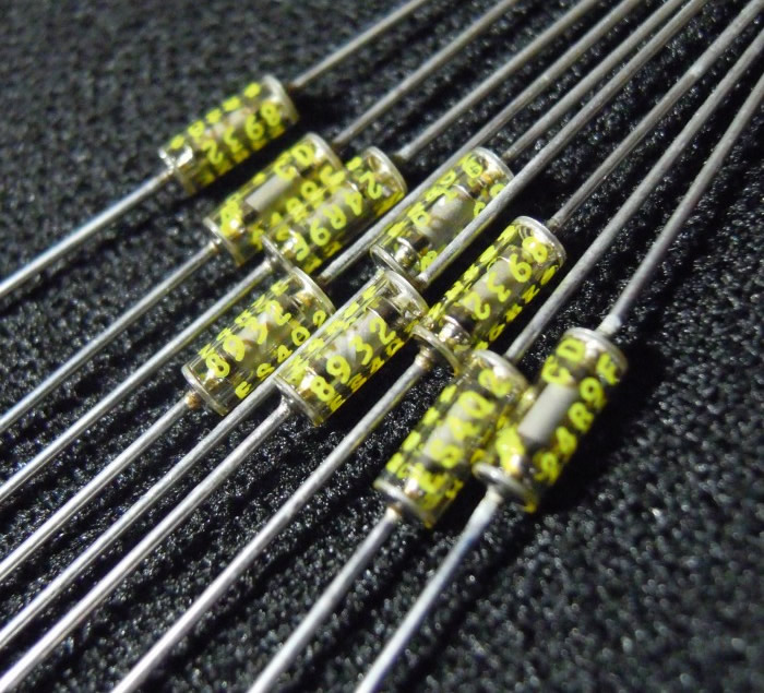 VISHAY RNR55C 316R 0.25W 2.7x7 Tin lead HIFI resistor