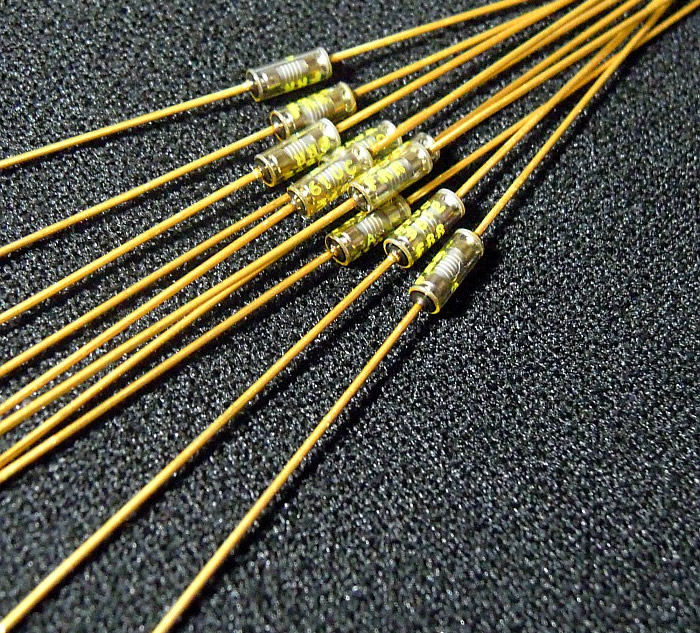 VISHAY RNR55C 6.81K 0.25W 2.7x7 Gold lead HIFI resistor