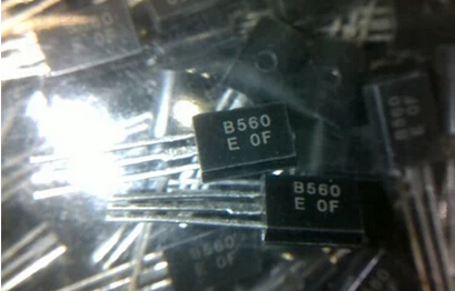 B560 2SB560-E TO92L 20pcs/lot