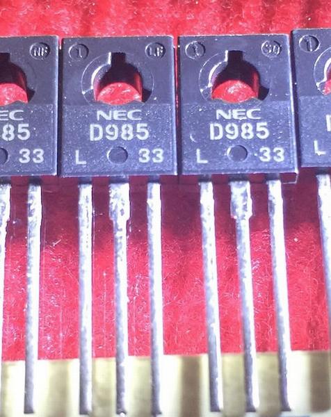 2SD985 D985 New TO-126 5PCS/LOT