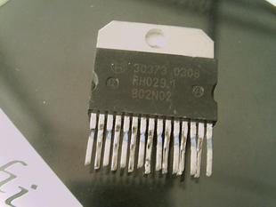 30373