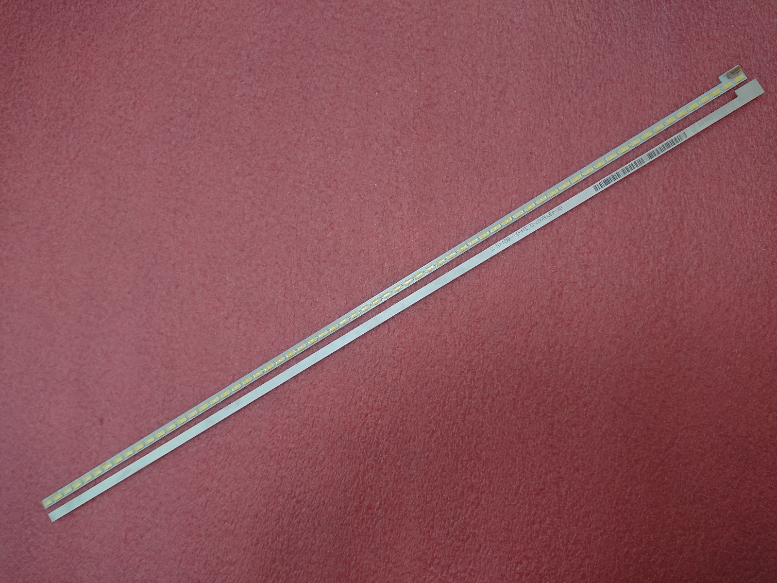 420TA27V1 420TA26V1 E206580 LB42016 V3_01 64LED 530mm