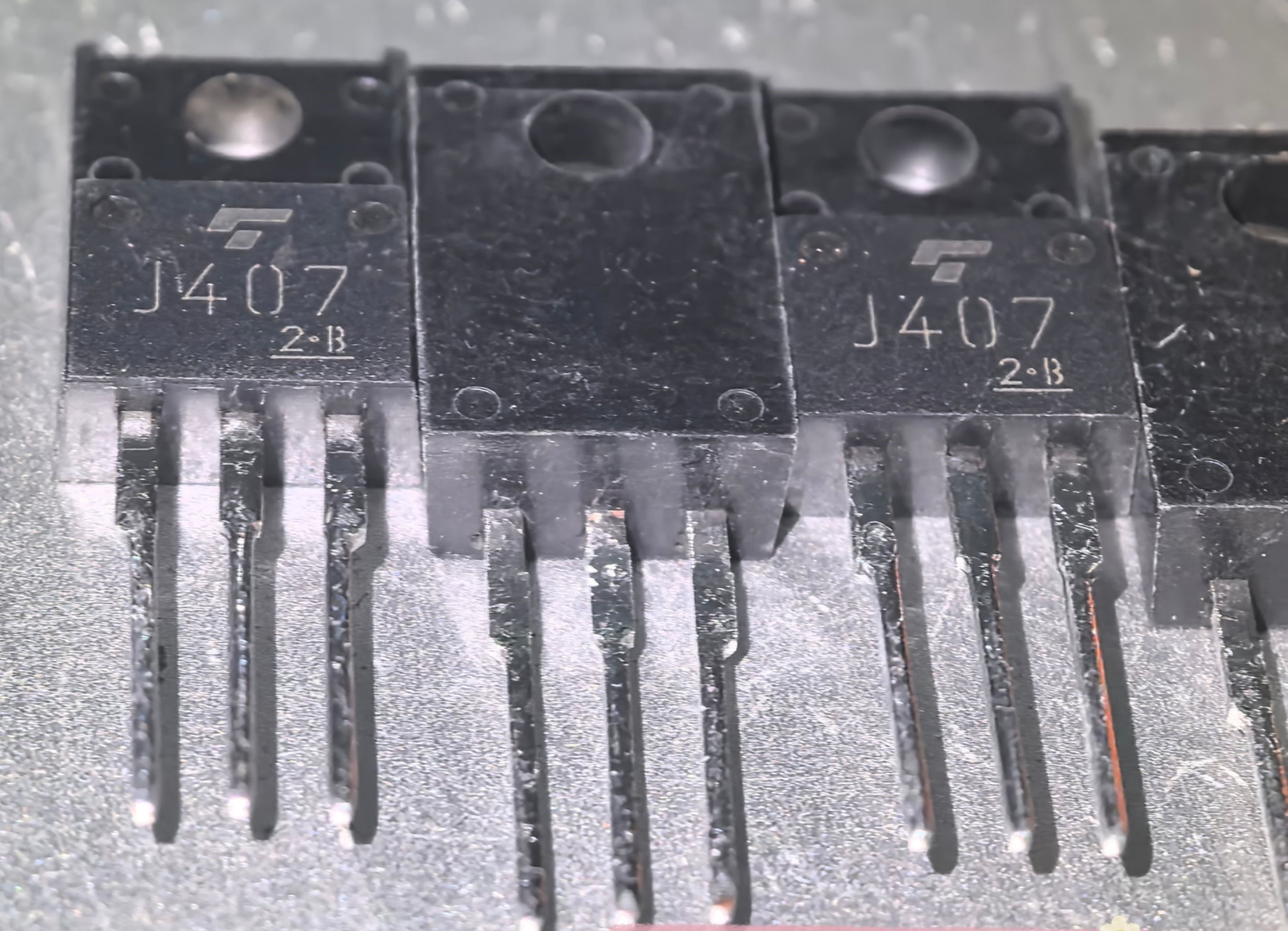 2SJ407 J407 P MOS TO-220 New Original 5pcs/lot