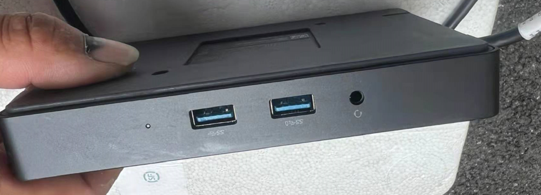 Dell WD15 laptop docking station MINI DP/HDMI/VGA