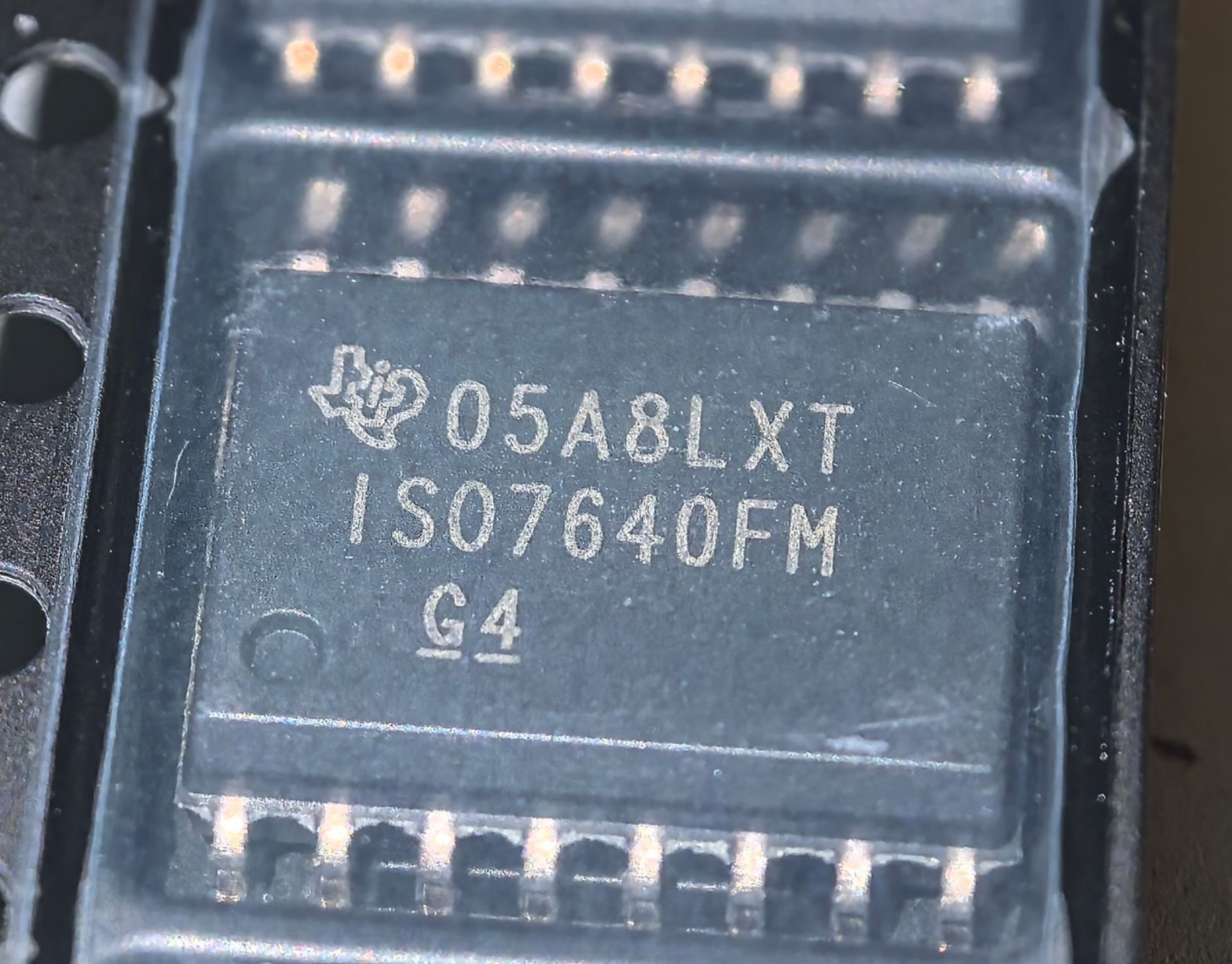 New Original ISO7640FMDW ISO7640FMDWR