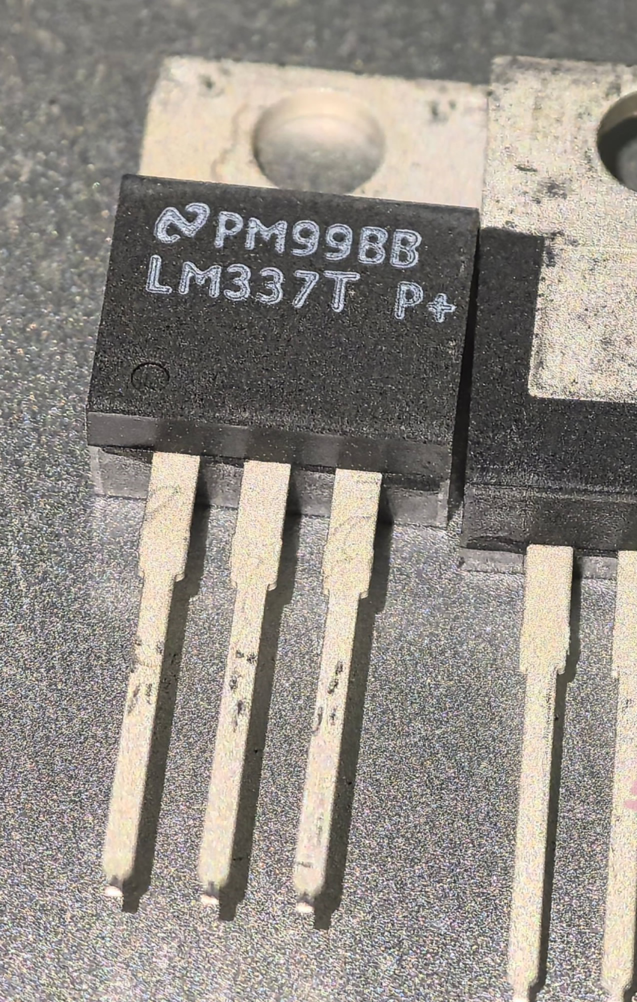 New Original LM337 LM337T 5pcs/lot