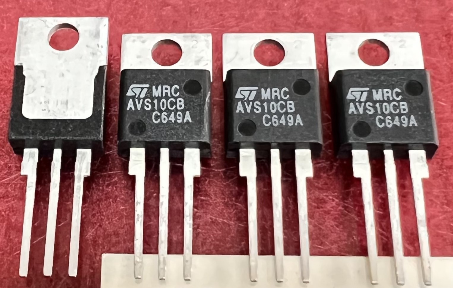 AVS10CB ST TO-220 new original