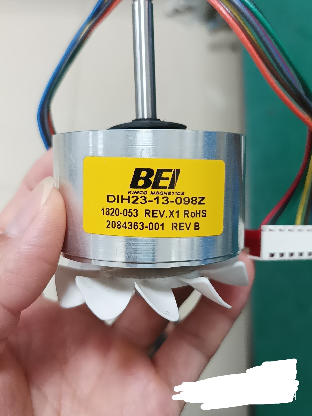 DIH23-13-098Z 1820-053 2084363-001 BEI GE medical motor