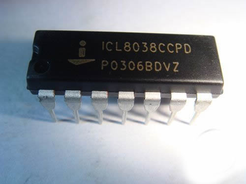 ICL8038CCPD ICL8038 DIP 5pcs/lot