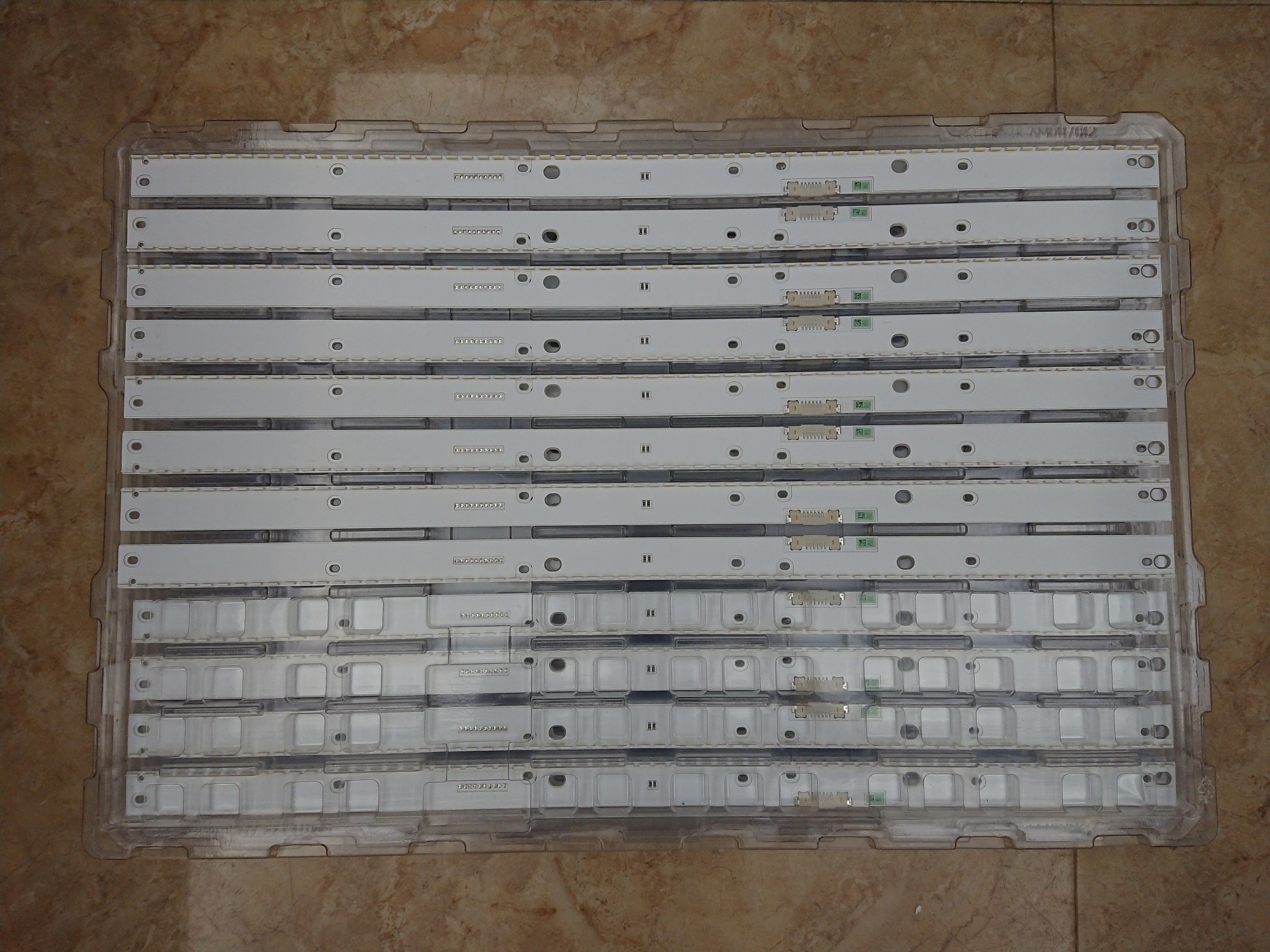 BN96-39595A BN96-39596A new led strip 2pcs/set 66leds 600mm