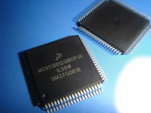 MC9S12DG128CFUE