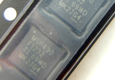 MSP430F1232IRHBR MSP430F1232