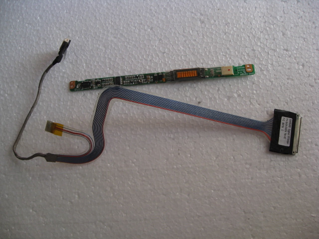 Samsung X25 LCD cable used