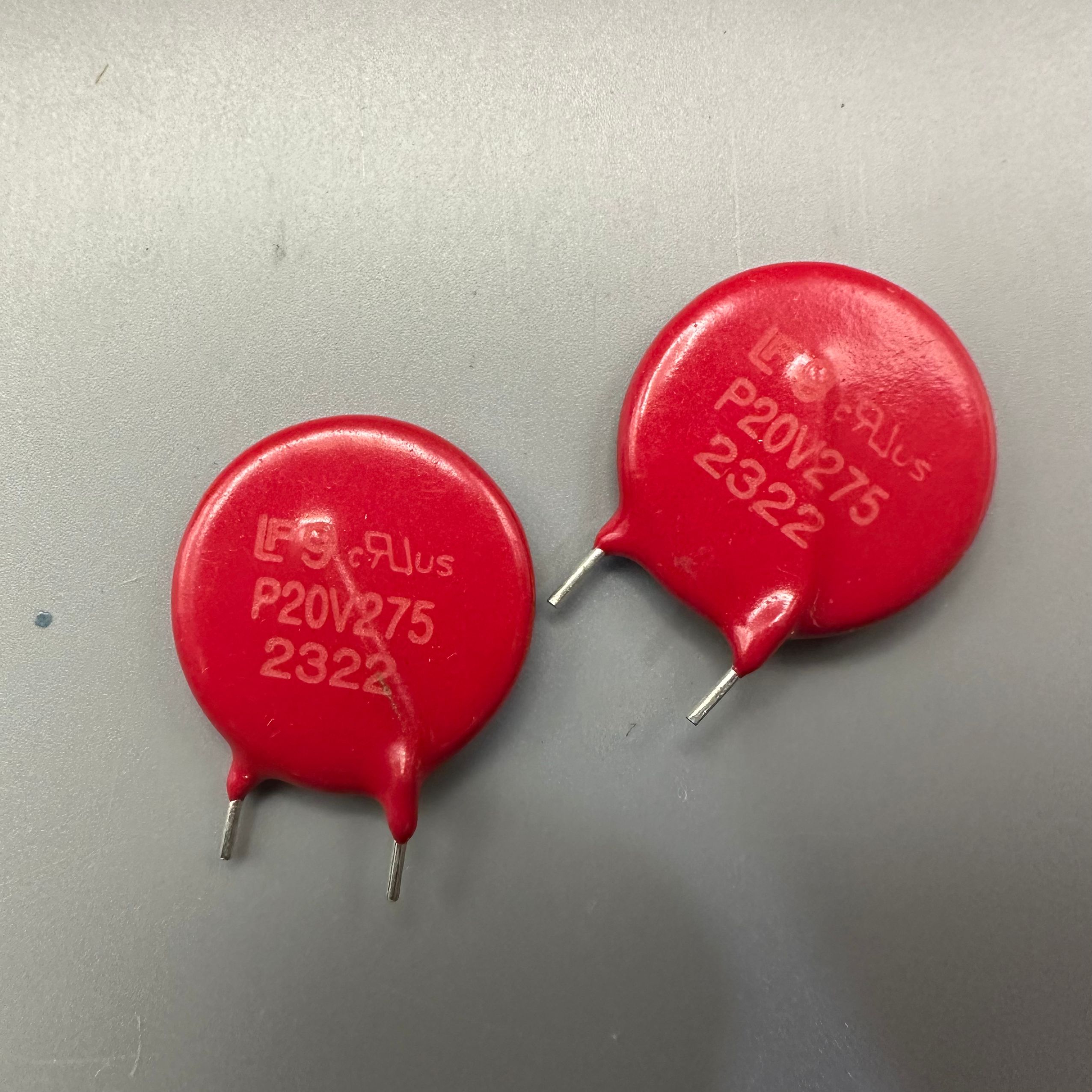 LIttlefuse V20E275P P20V275 20MM 275VAC 10KA Radial varistor 5pcs/lot
