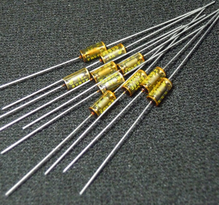 VISHAY RNR55C 17.8R 0.25W 3.7x8 Tin lead HIFI resistor