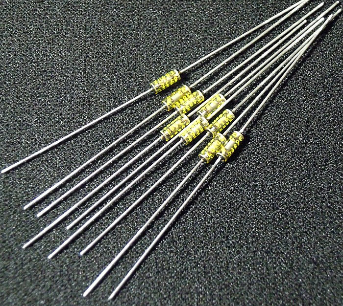 VISHAY RNR55C 71.5R 0.25W 2.7x7 Tin lead HIFI resistor