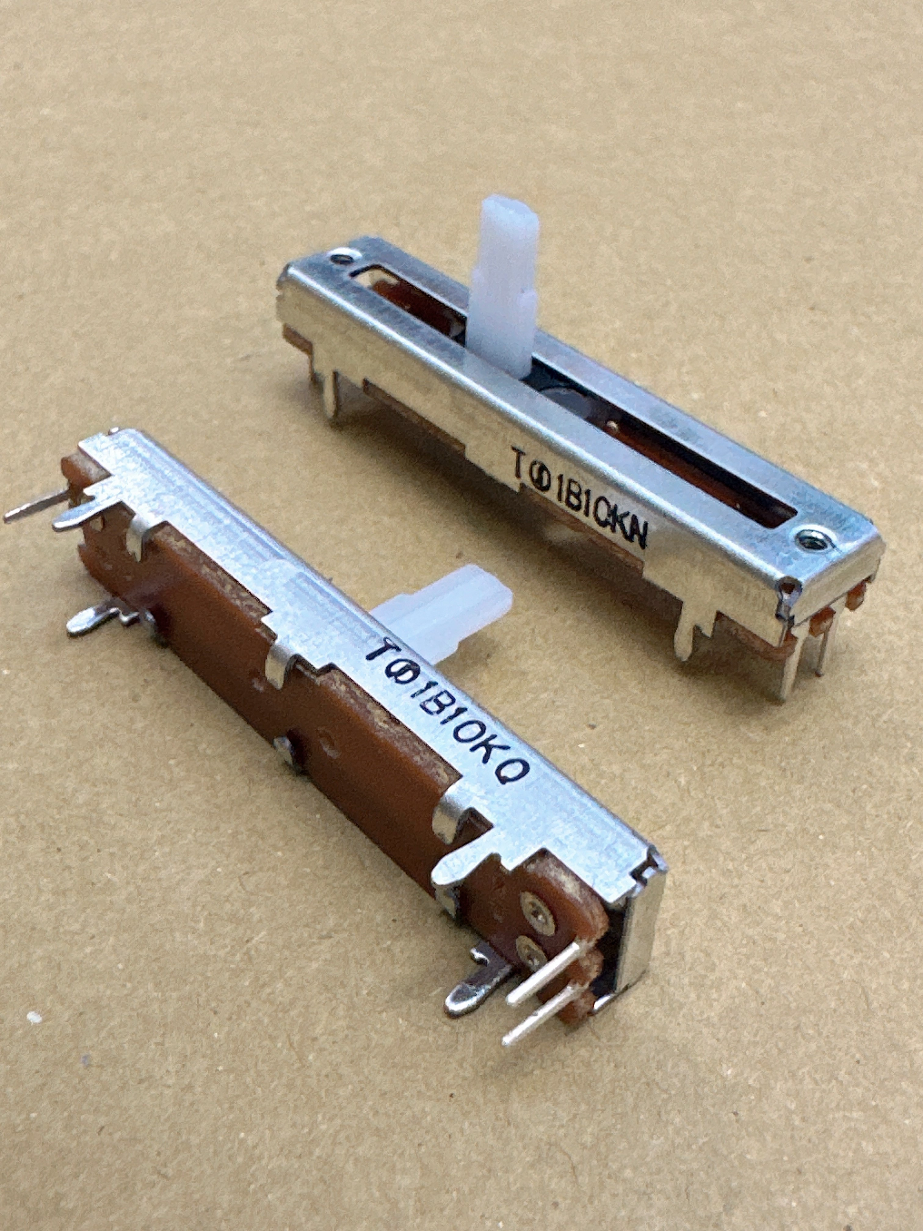 NOBLE NOBLE 45MM SLIDE FADER B10K MONO ELECTRONIC ORGAN VOLUME ADJUSTMENT POTENTIOMETER 3 PINS