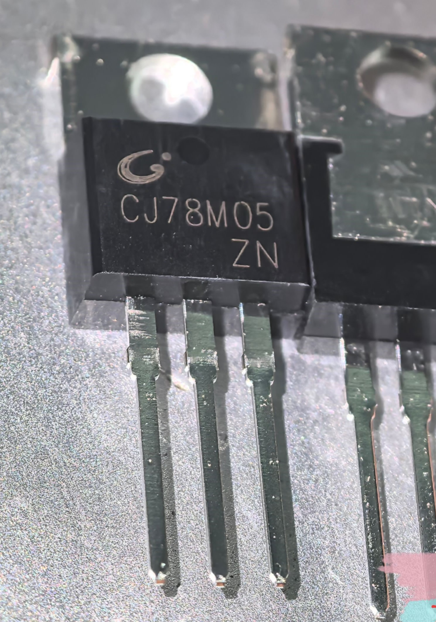 CJ78M05 78M05 TO-220 5pcs/lot