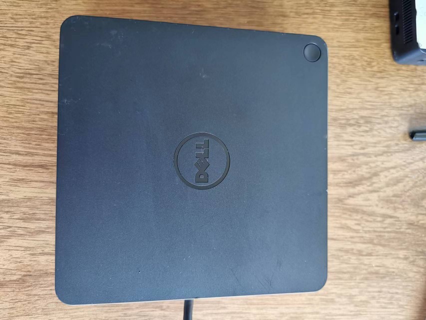 Dell XPS series TB16 Thunder 3 Laptop docking station with 130W power supply