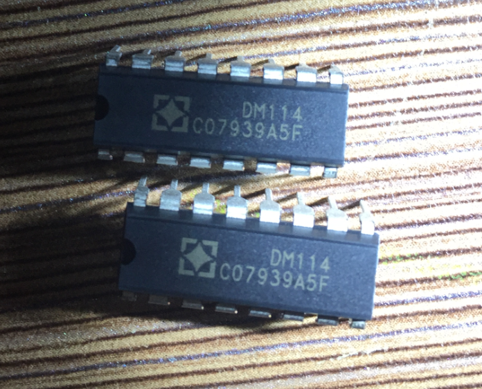 DM114
