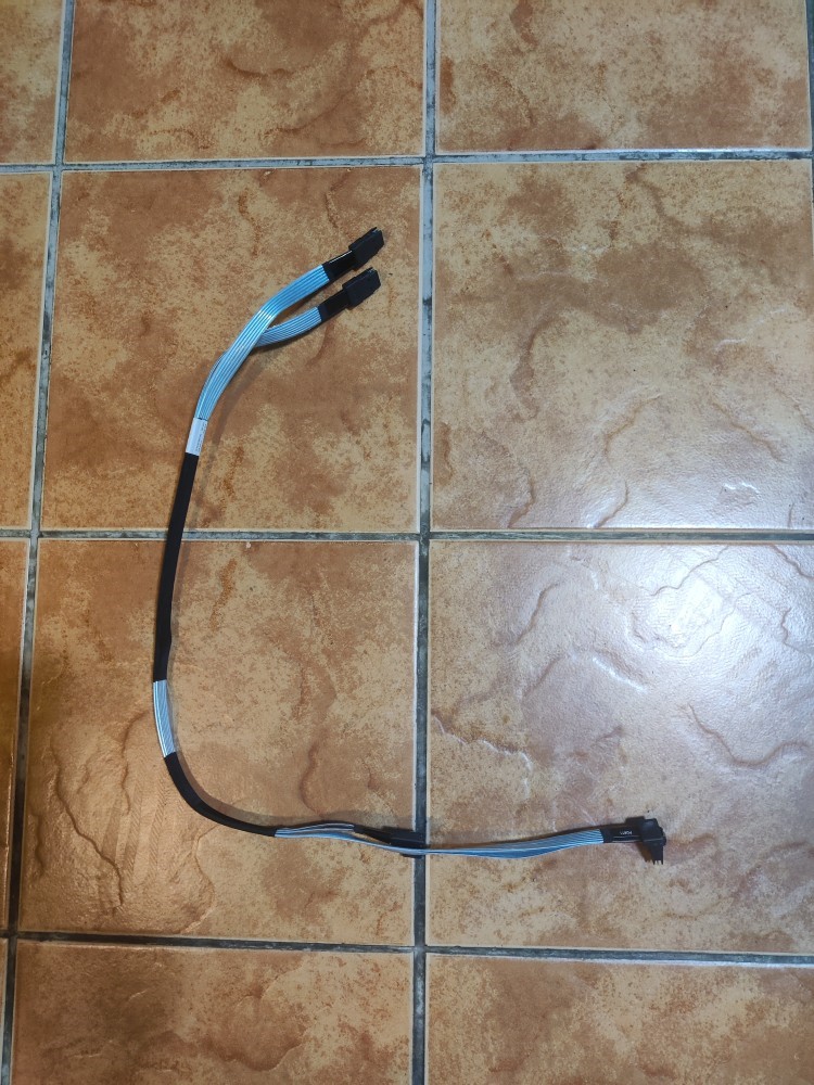 Remove the HP DL360 G9 server hard disk backplane cable H240AR array card cable 780419-001